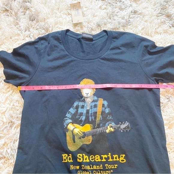 NWTs Global Culture| Ed Sheeran - Ed Shearing New Zealand Tour Womans T-Shirt M - Picture 8 of 10